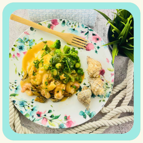 SEAFOOD FRICASSEE WITH AMERICAN SAUCE